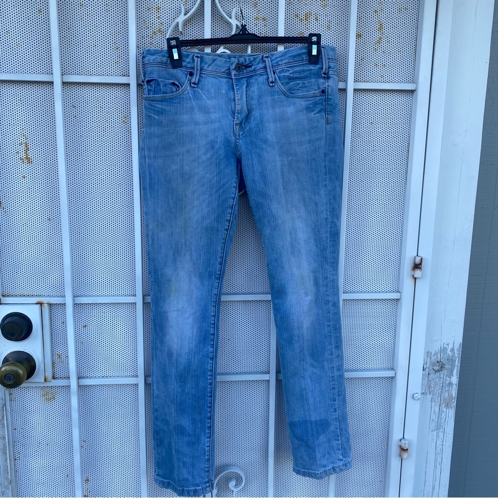 Yaso womens jeans 5/6 28 W30”XL29” light wash back pockets stitching embroidered